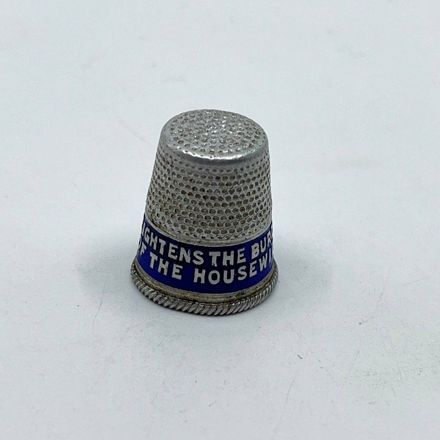 Vtg Metal Delco-Light Thimble Lightens the Burden of the Modern Housewife SD