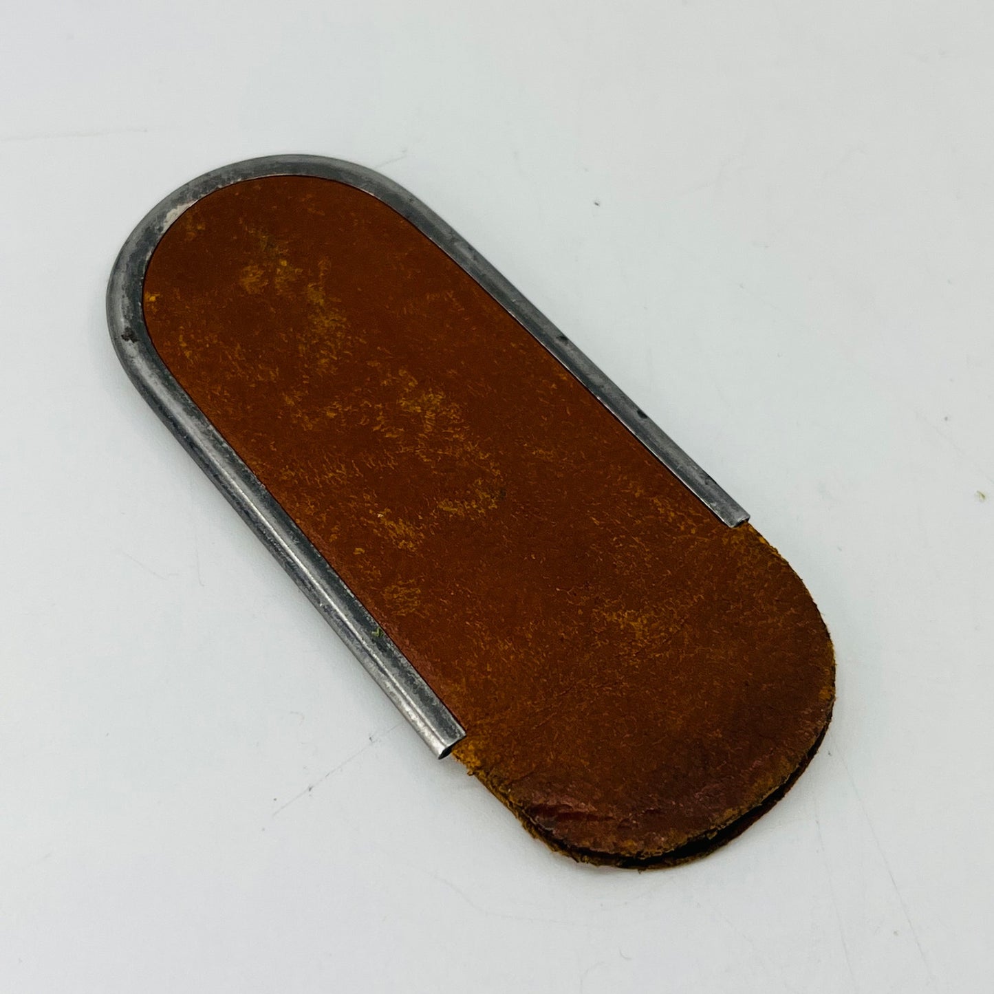 1940s Leather and Metal Advertising Key Holder McArthur Cafe Mapleton MN SB2