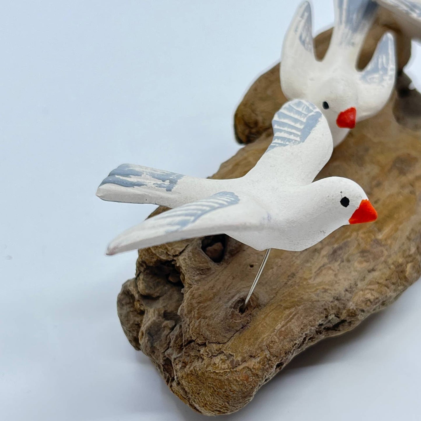 Vintage Trio Pelicans Sculpture Driftwood base Sculpture 4.5” TE5