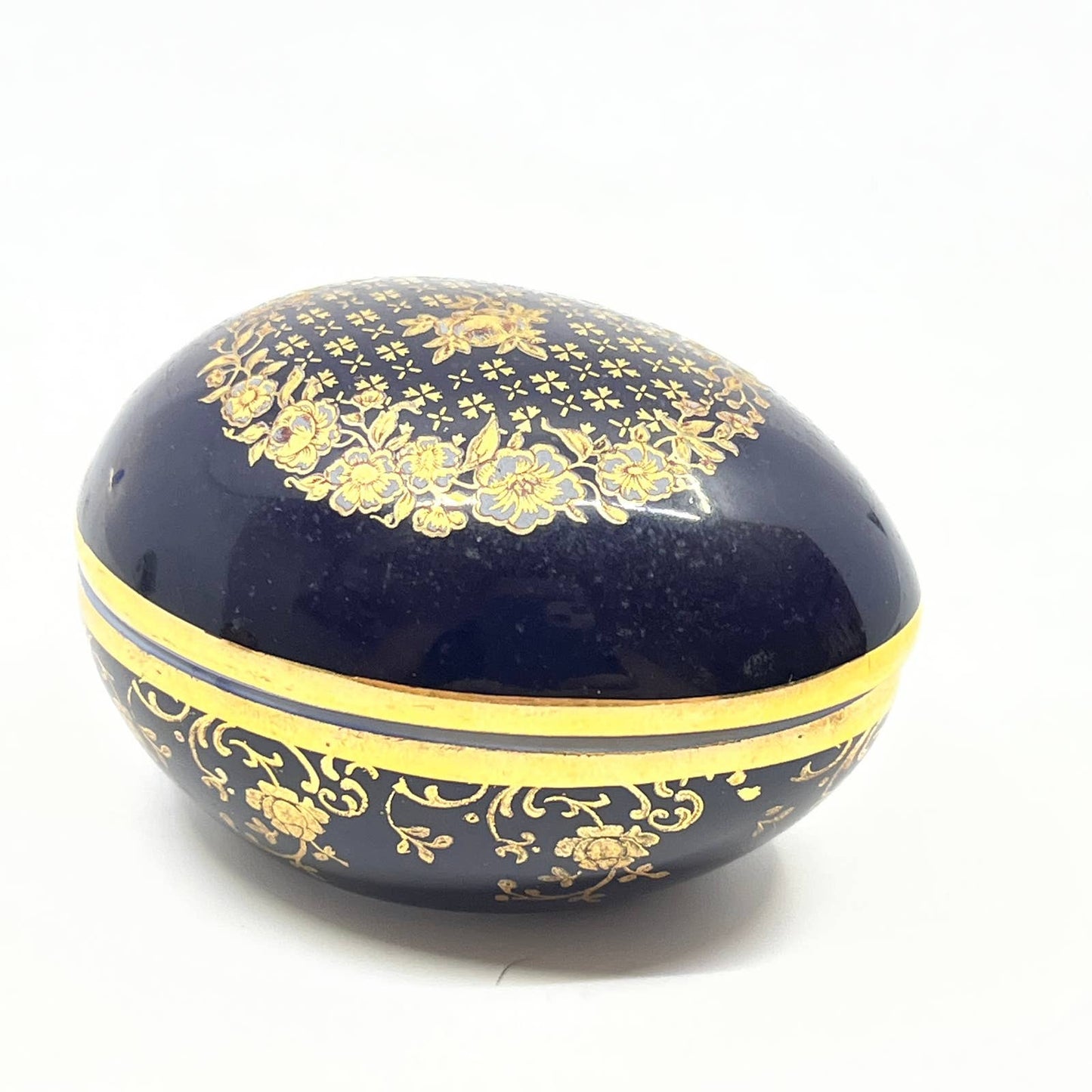 Vintage Limoges Castel Porcelain Egg Trinket Box - 22K Gold - France SD7