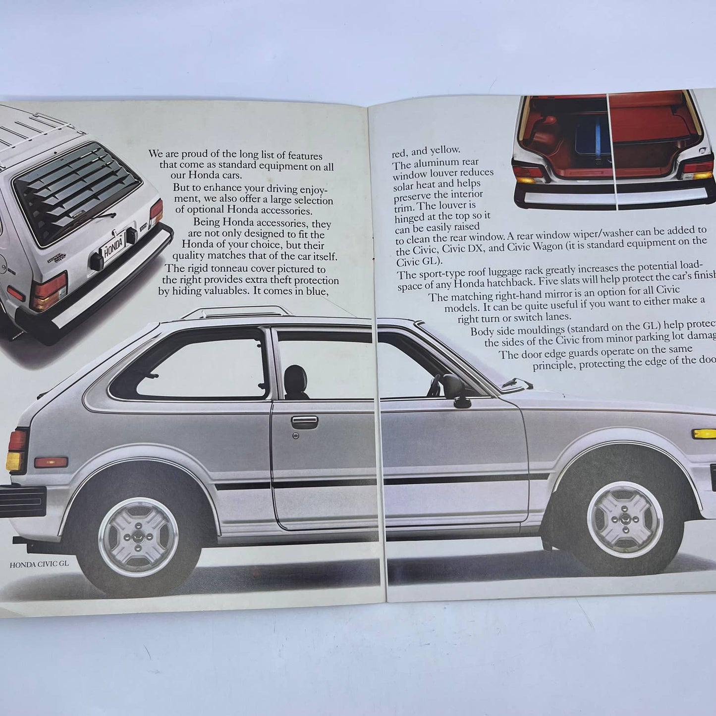 1980 Honda Accessories Original Dealer New Car Showroom Brochure TH8
