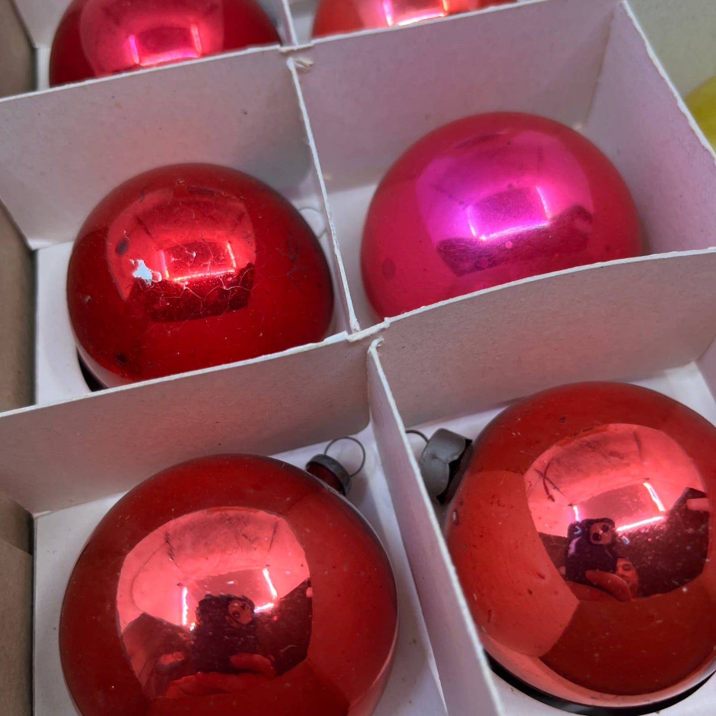 Miro Star 12 Vintage Glass Ornaments With Original Box Red Pink Yellow 2 1/4"