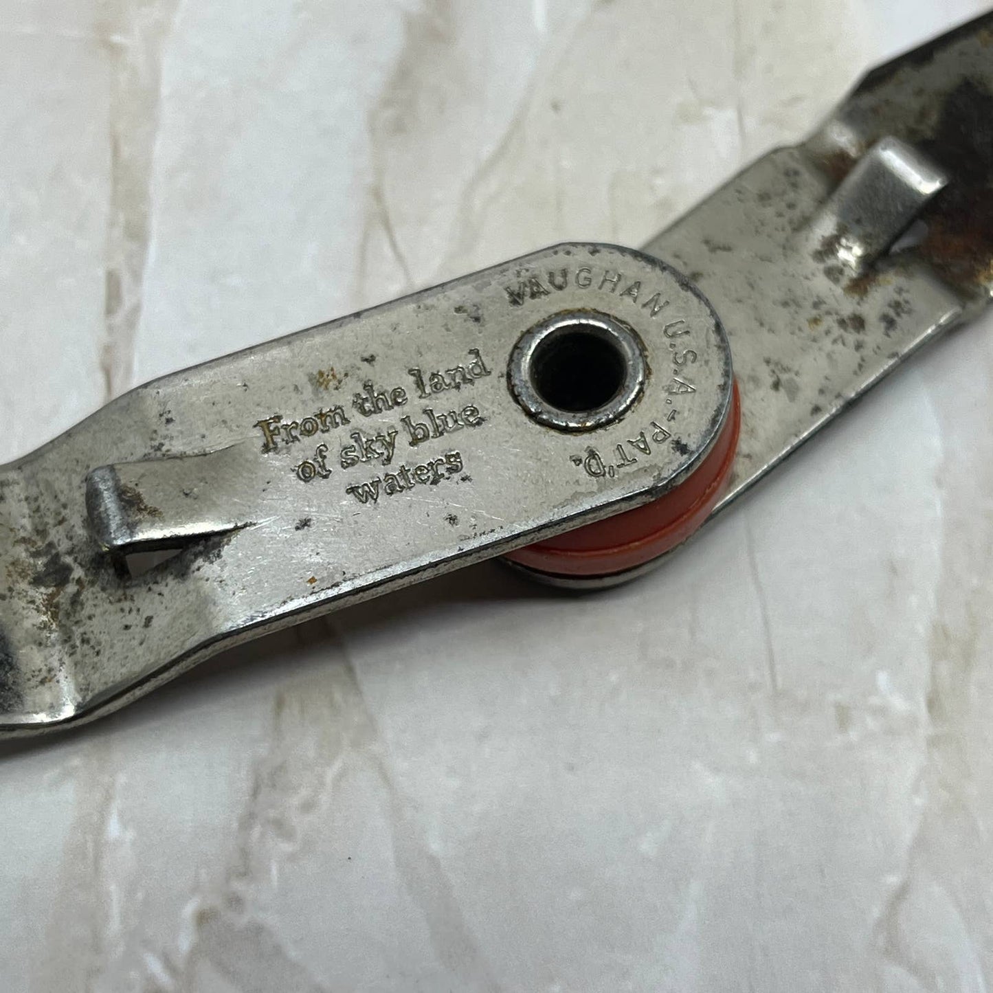 Vtg Hamm’s Beer Bottle Opener Keychain Folding Rotating TC5-S3