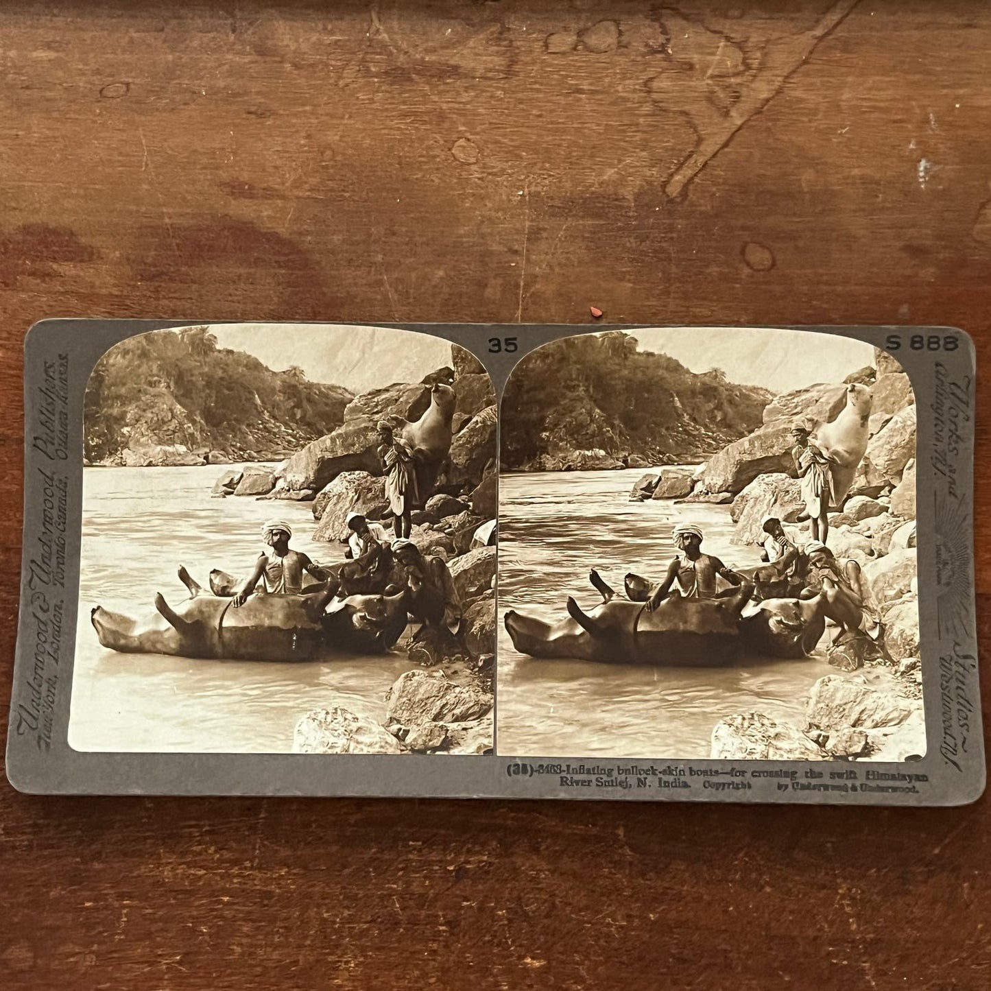 Bullock Skin Boats Himalayan River Sutlej N India Antique Stereoview Card TJ9-V1