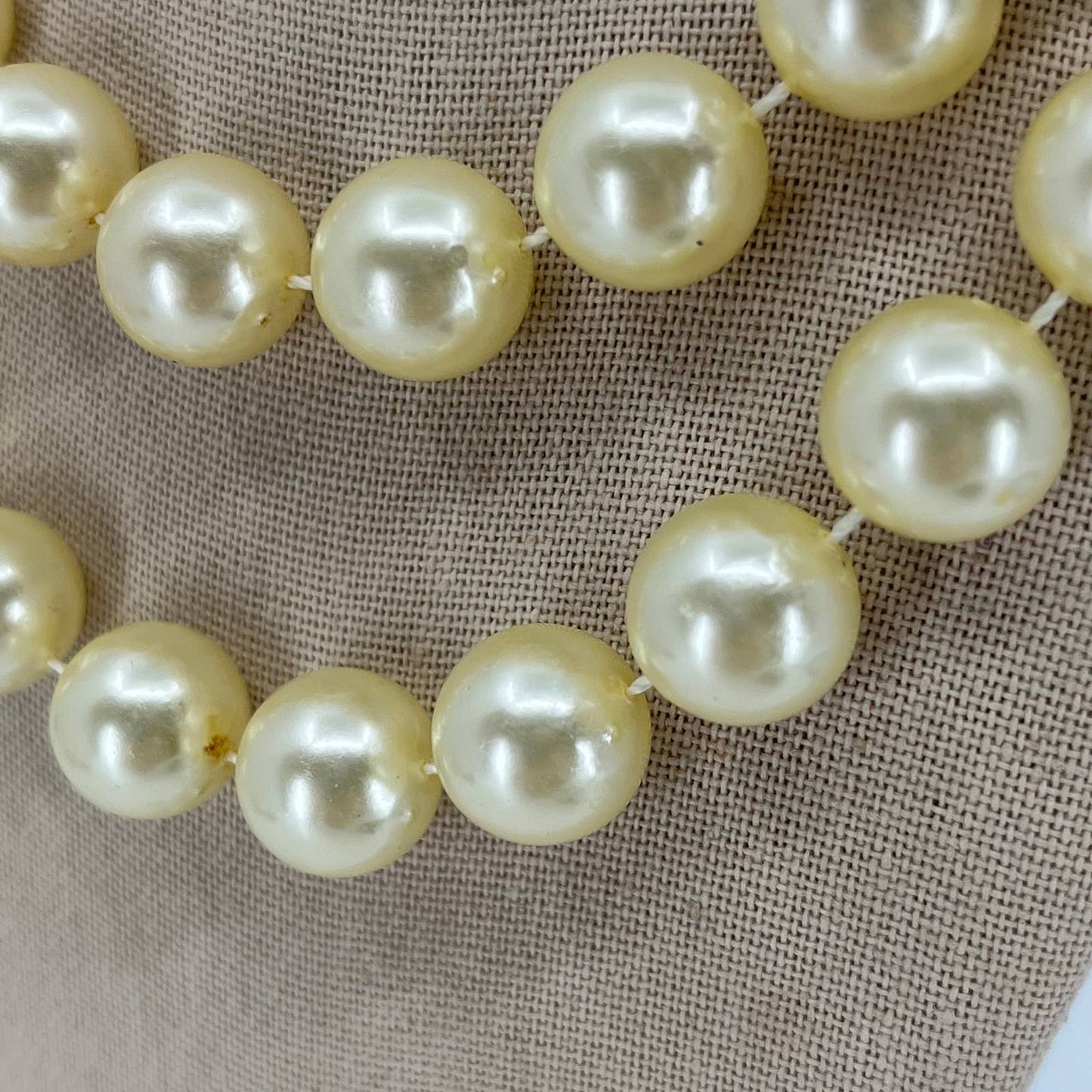 MCM Mod Chunky Faux Pearl Warm Tone Necklace SB2