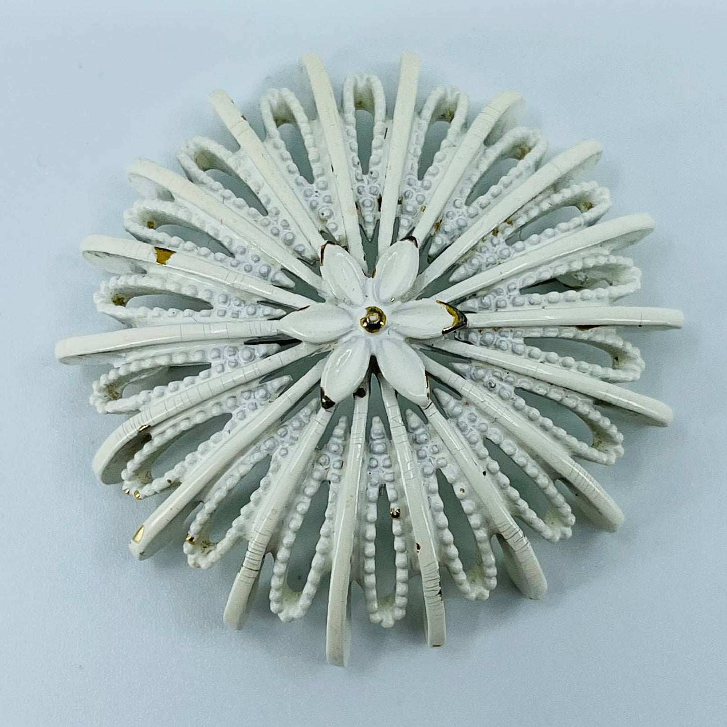 Vintage MONET White Enamel Starburst Brooch Gold Tone in Box SB2