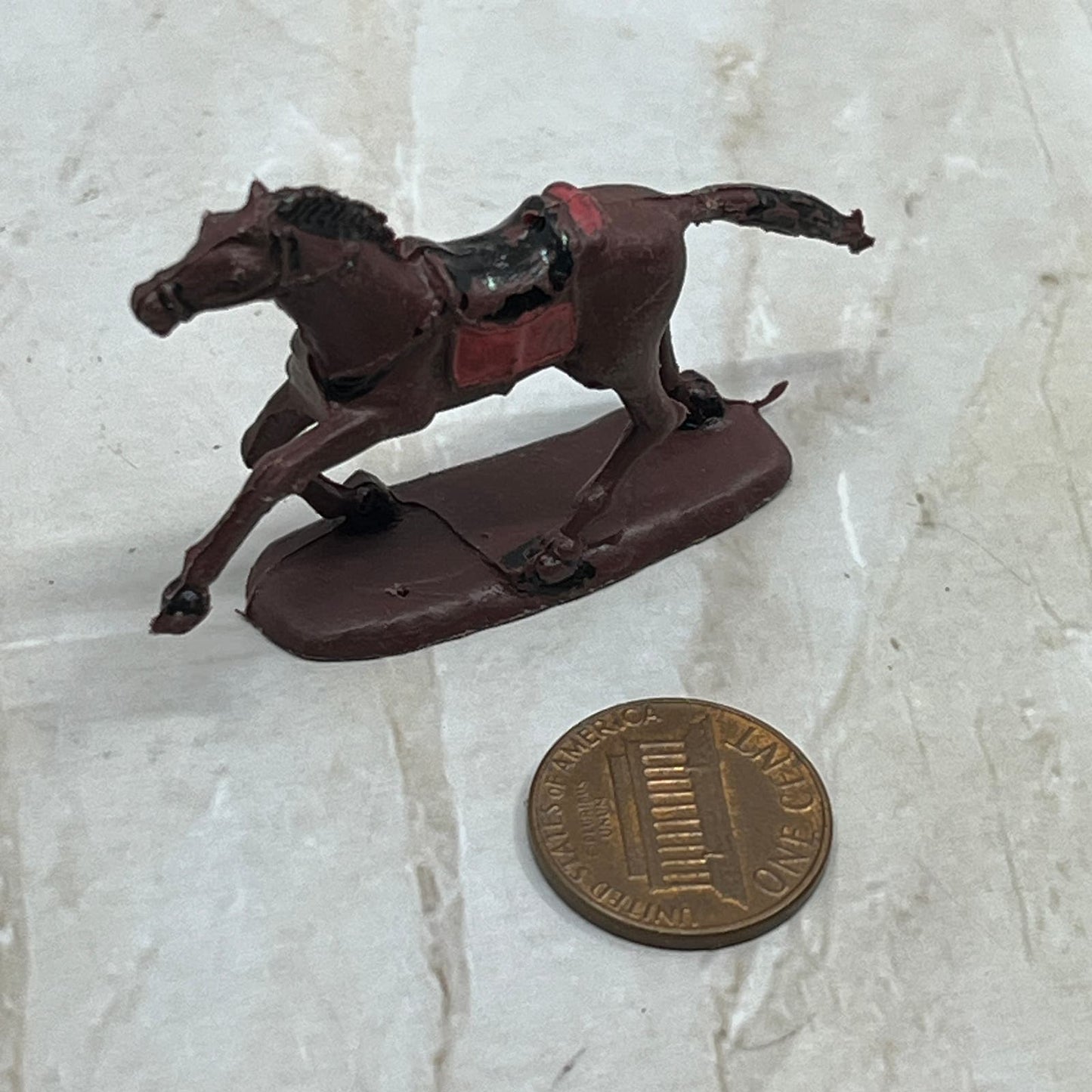 Vintage MARX Miniature HO Playset Western Town Horse Figurine TE5-S2