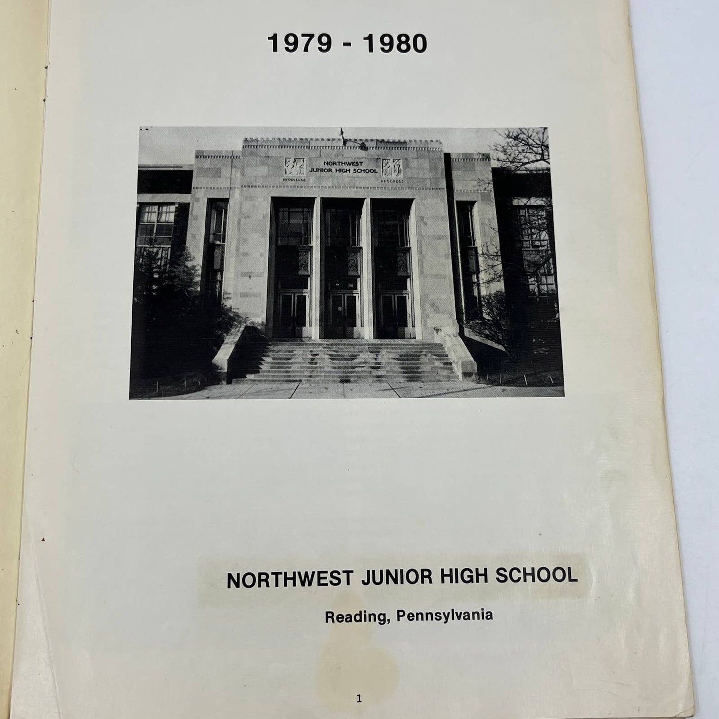 1979-1980 Northwest Junior High School Yearbook Reading PA TG2-1