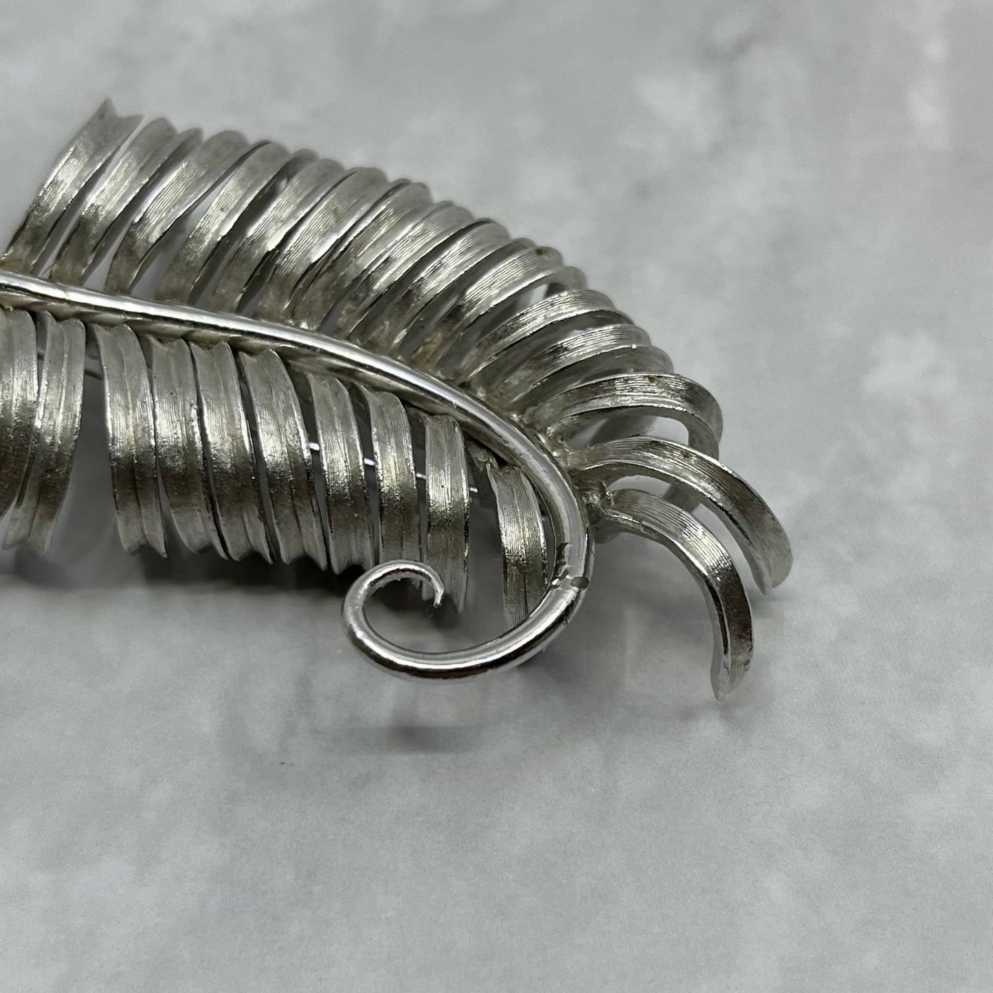Vintage Brooch Kramer of New York Scrolled Leaf Silver Tone Signed 3” SE6