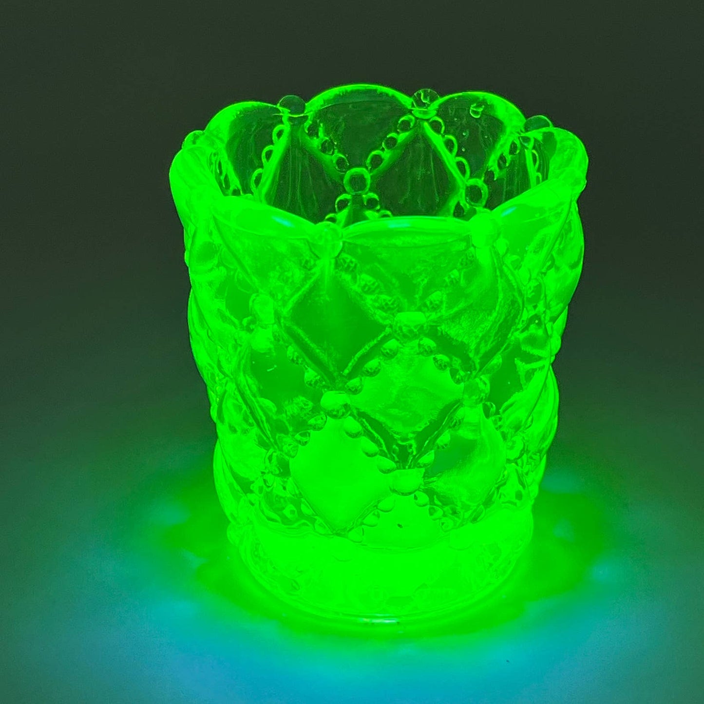 Vintage Vaseline Glass Quilted Bead Pattern Toothpick Holder ~2.5" GLOWS TC3