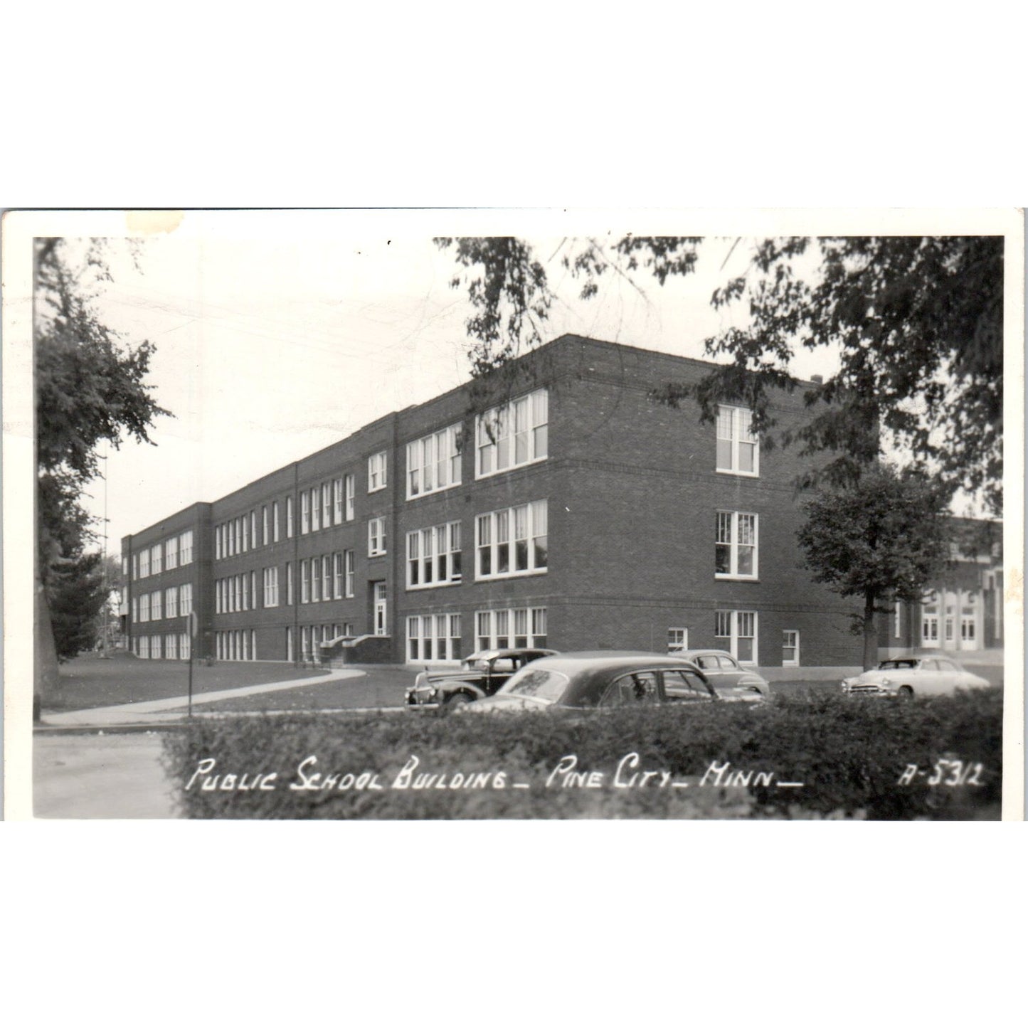 1957 Public School Building in Pine City Minnesota Vintage Postcard PD10