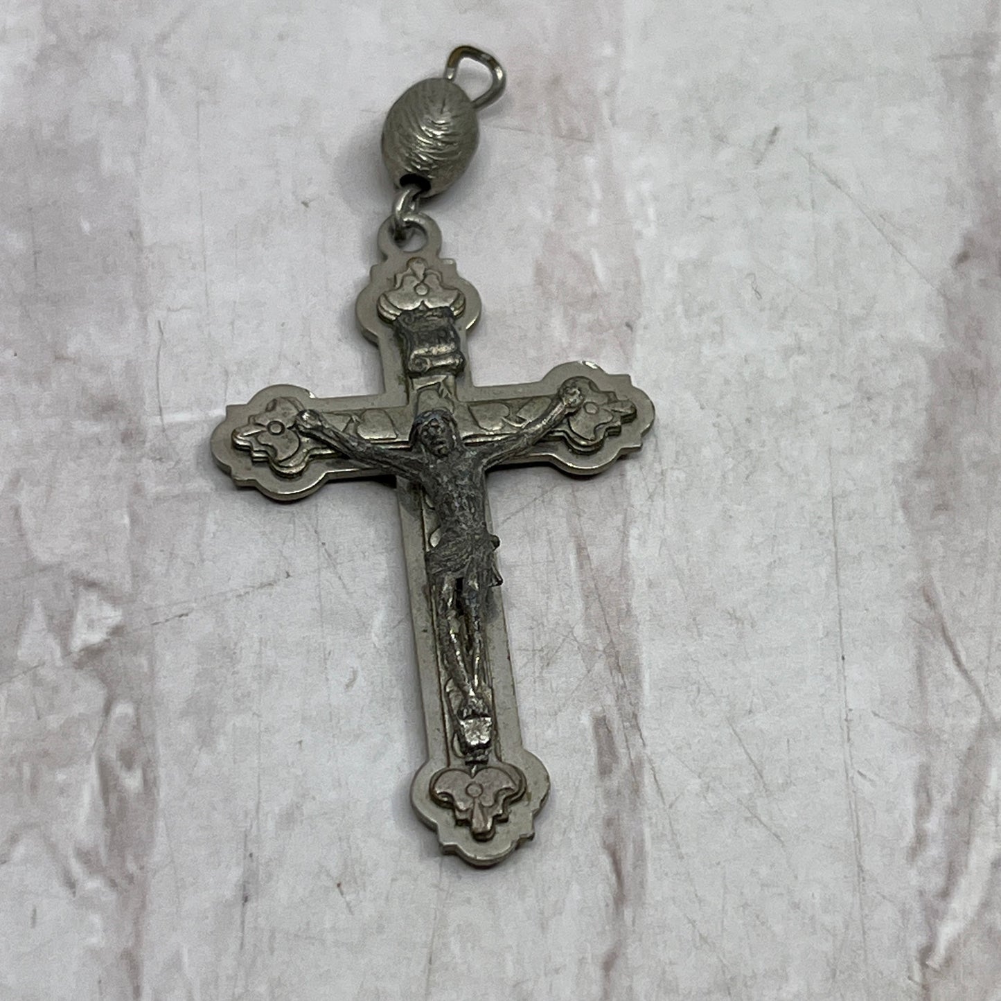 Vintage Silver Tone Metal Cross Crucifix Italy SF4