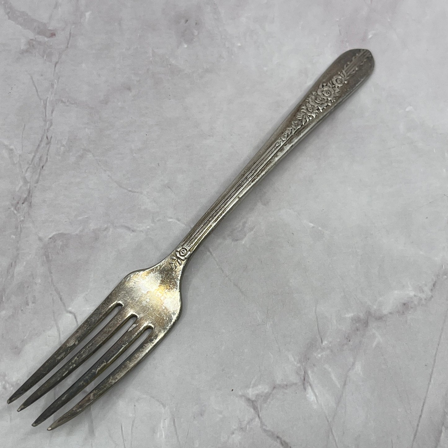 1939 Nobility Plate Royal Rose Dinner Fork 7.5" Vintage Silverplate TC5-OS-13