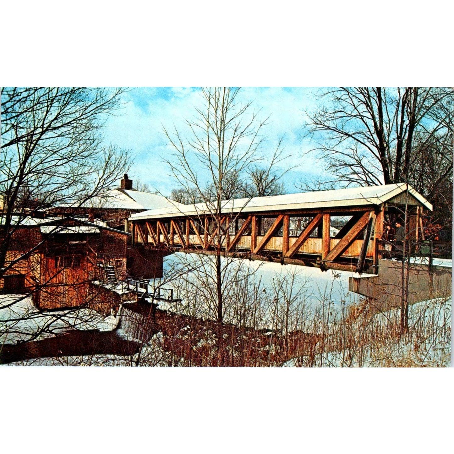 Sheraton-Wayfarer Manchester NH Vintage Covered Bridge Postcard PD6