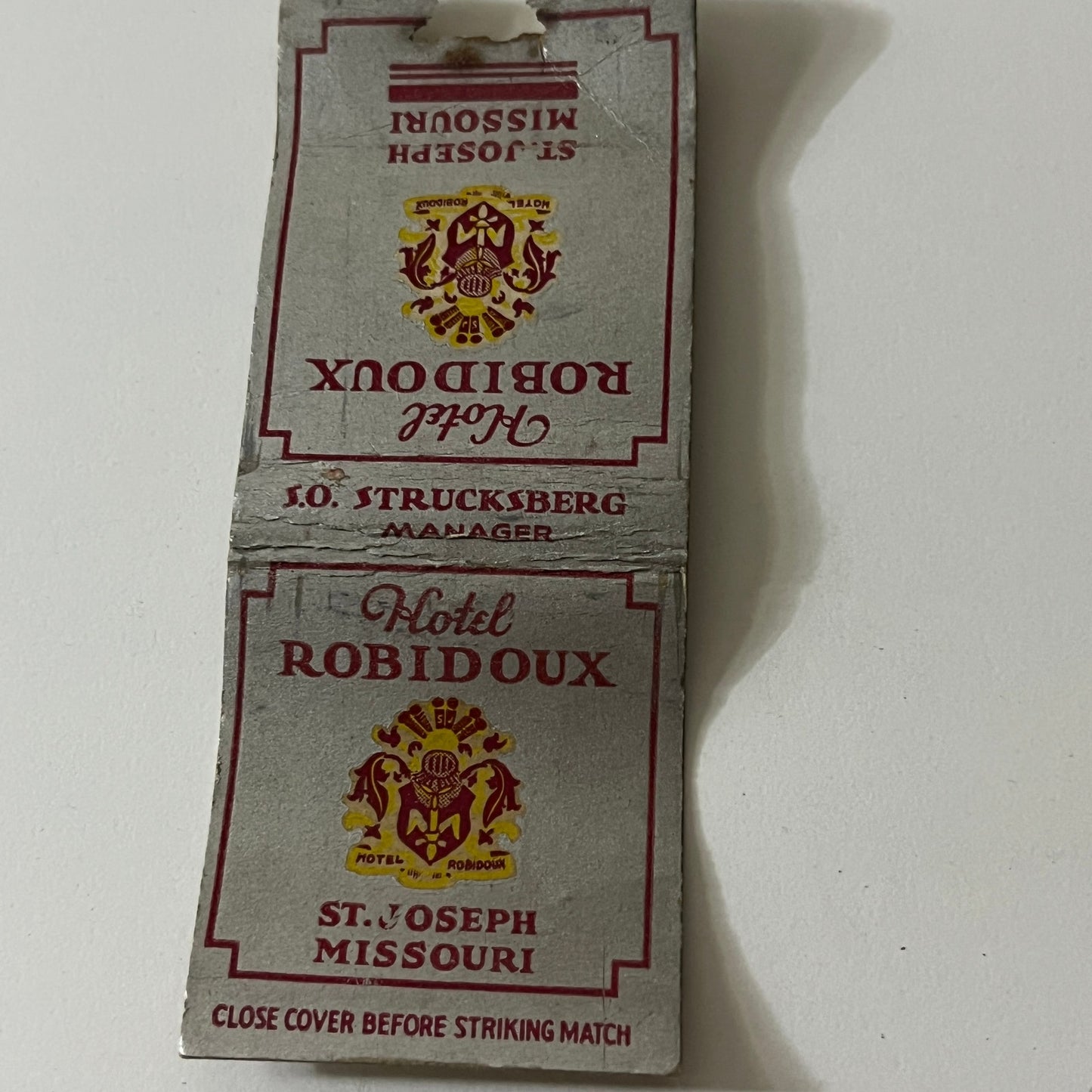 Hotel Robidoux St. Joseph MO Vintage Matchbook TB6-MB2-11