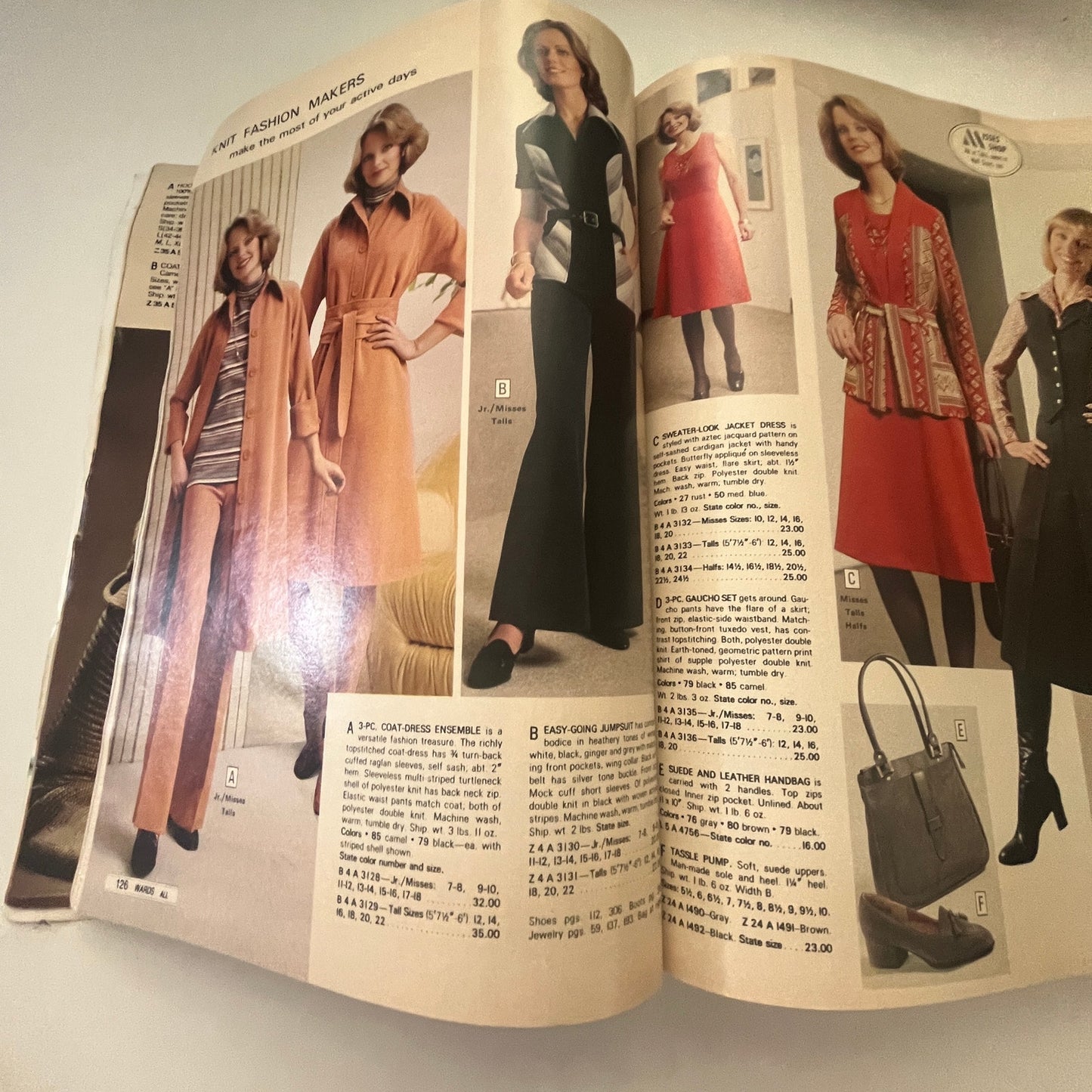 Montgomery Ward Catalog 1977 Fall & Winter - Fashion, Kids, Home, Tools CTG2