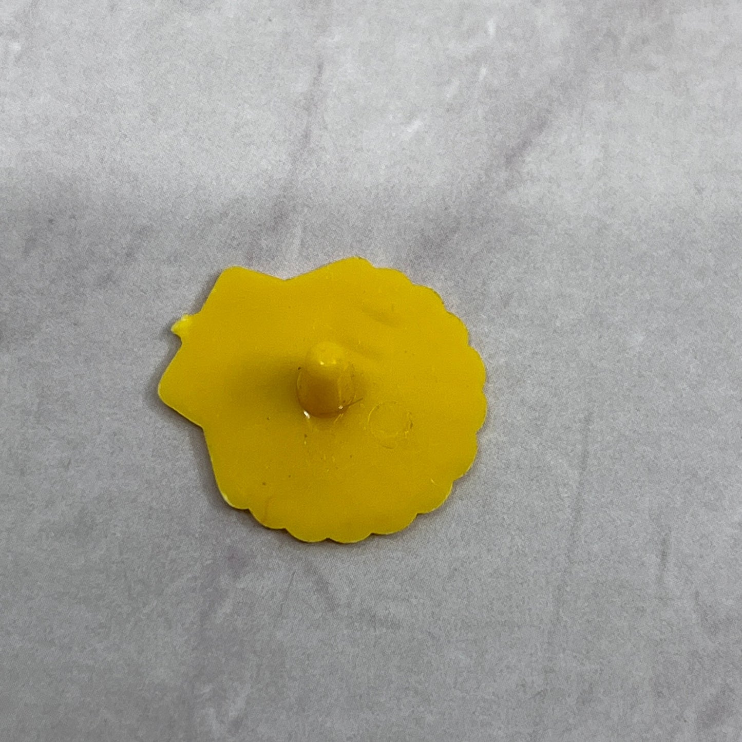 Vintage Collectible Shell Oil Advertising Golf Ball Marker SE2