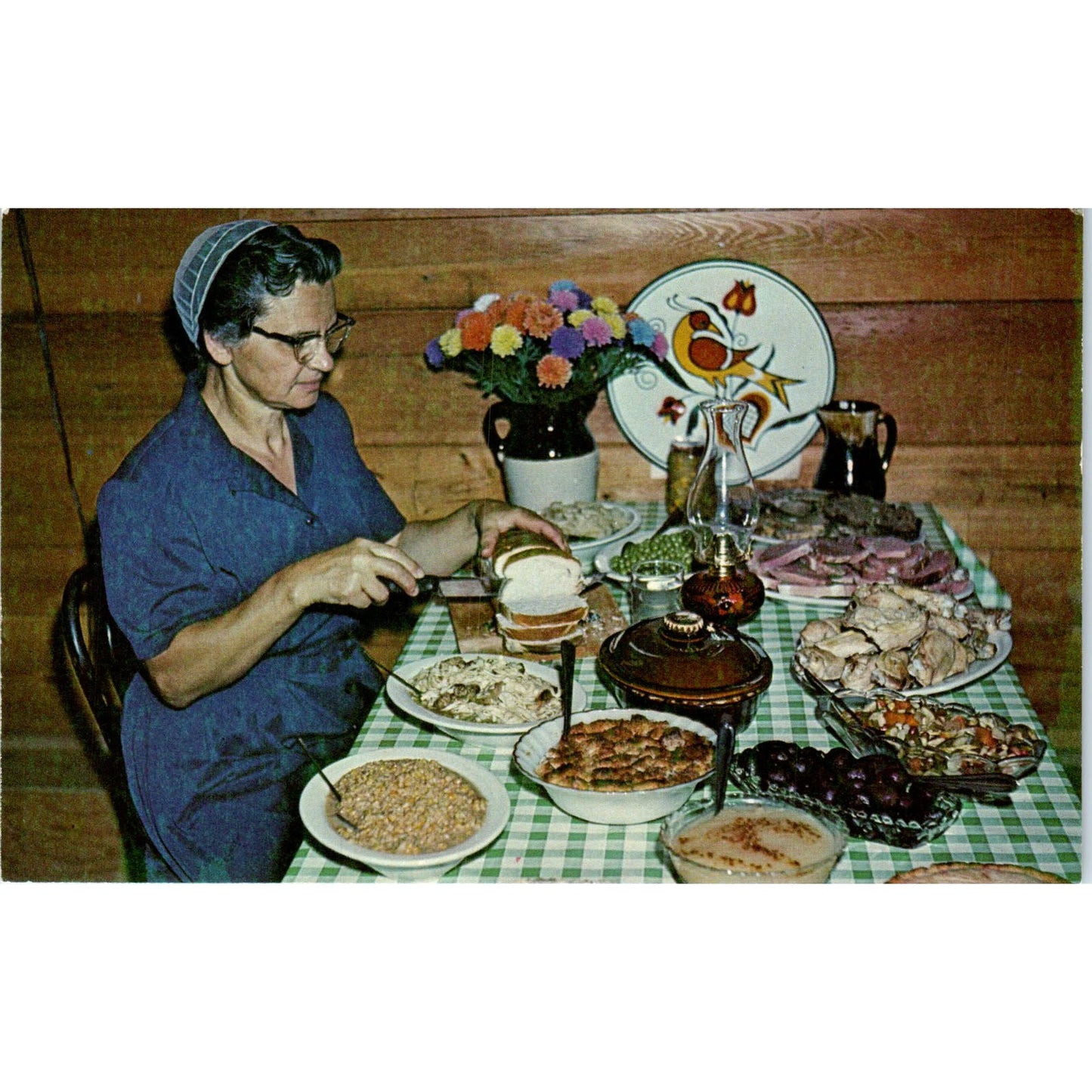 Leb Wohl Mennonite Cutting Bread Pennsylvania Dutch Country Vintage Postcard PD5