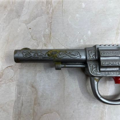 Vintage Plastic Toy Cowboy Pistol Wyandotte Toys UDA TI9-2