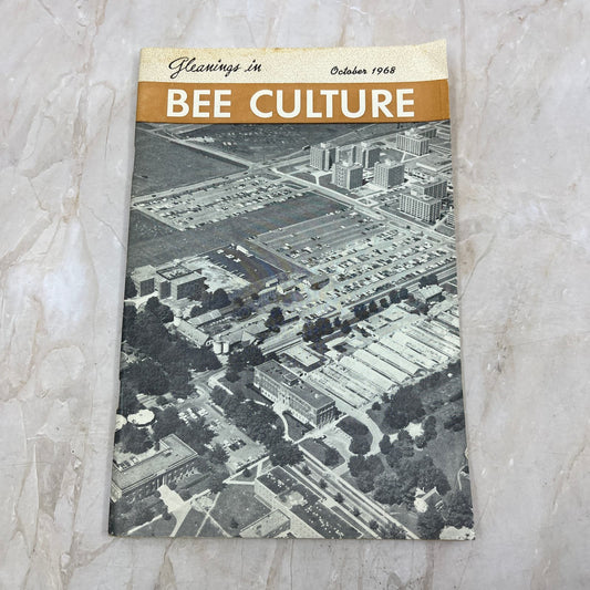 1968 Oct Gleanings in Bee Culture Magazine Bees Beekeeping Honey TD7
