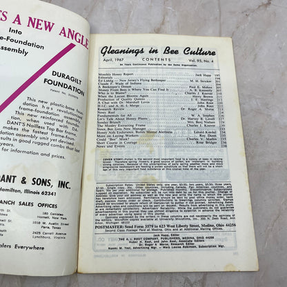 1967 April Gleanings in Bee Culture Magazine Bees Beekeeping Honey TD7