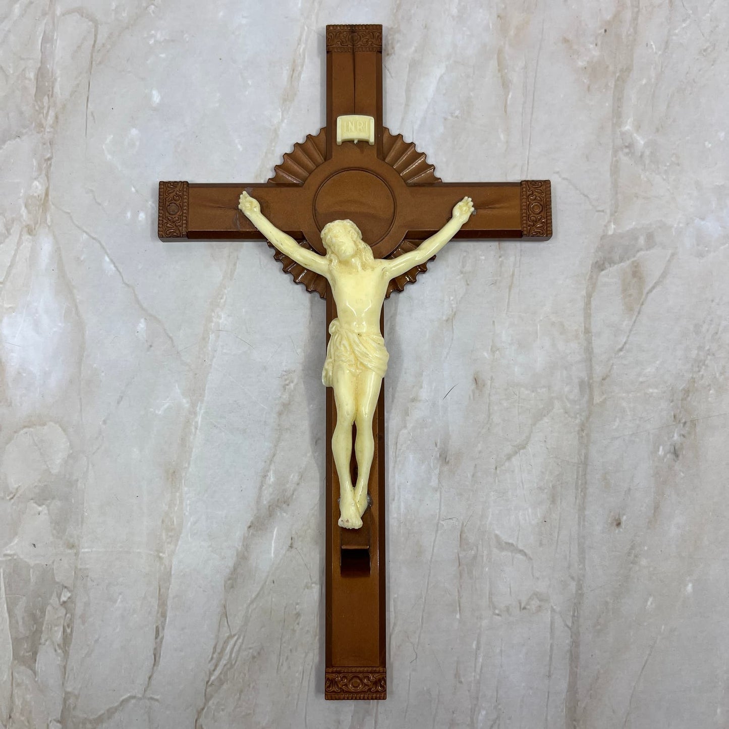 Vintage MCM Celluloid Crucifix Jesus on Cross 8x4.5 TD5