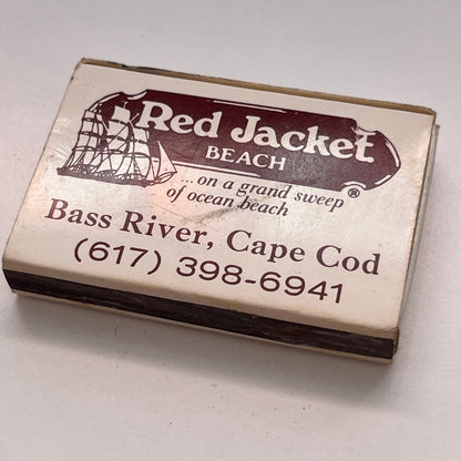 Red Jacket Mountain View North Conway, Beach Cape Cod Vintage Matchbox TB6-MB3