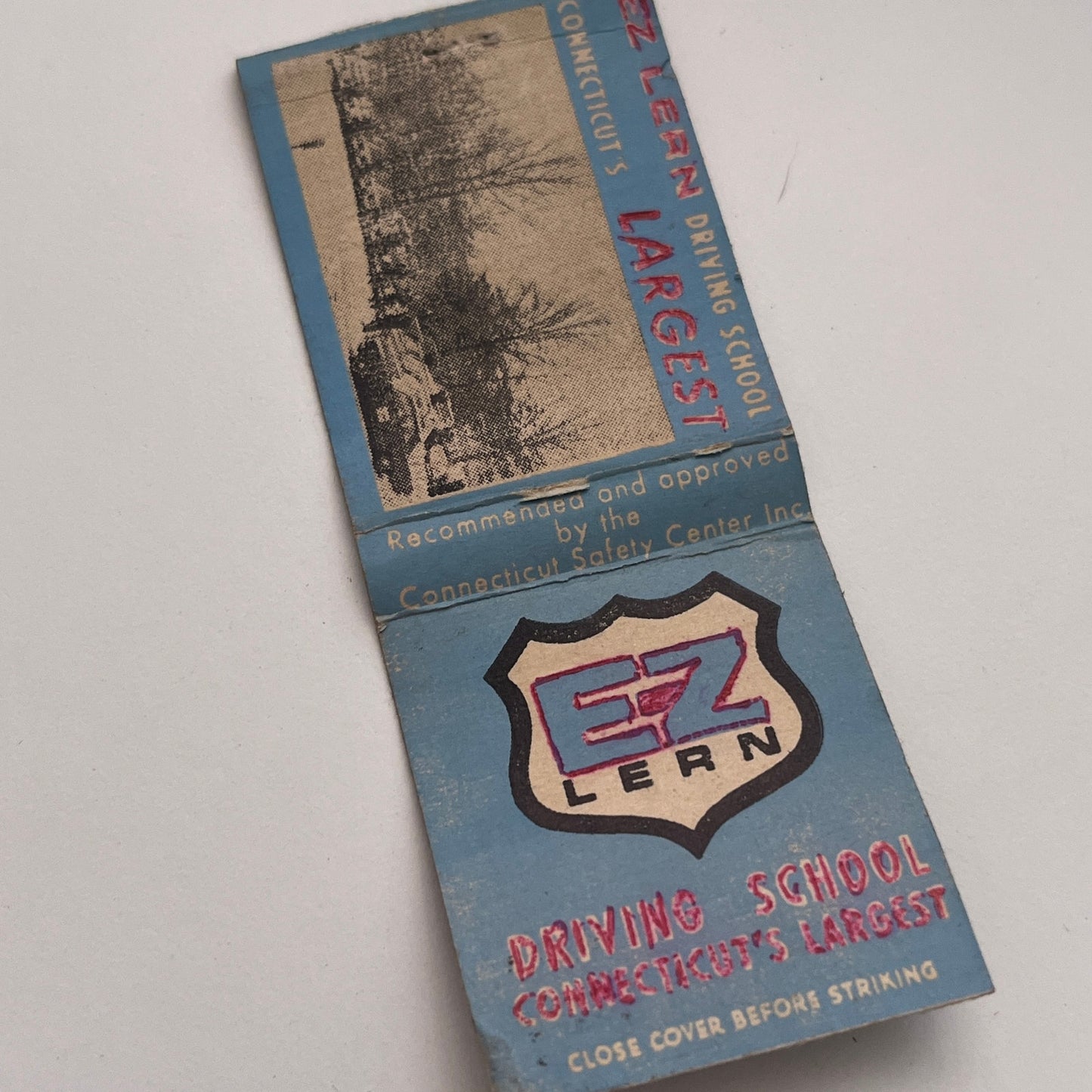 EZ Lern Driving School Connecticut Vintage Matchbook Cover MM2-7