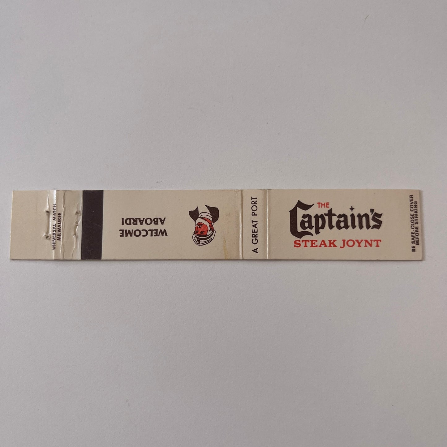 The Captain's Steak Joint Appleton Green Bay Wausau WI Vtg Matchbook TB6-MB2-9