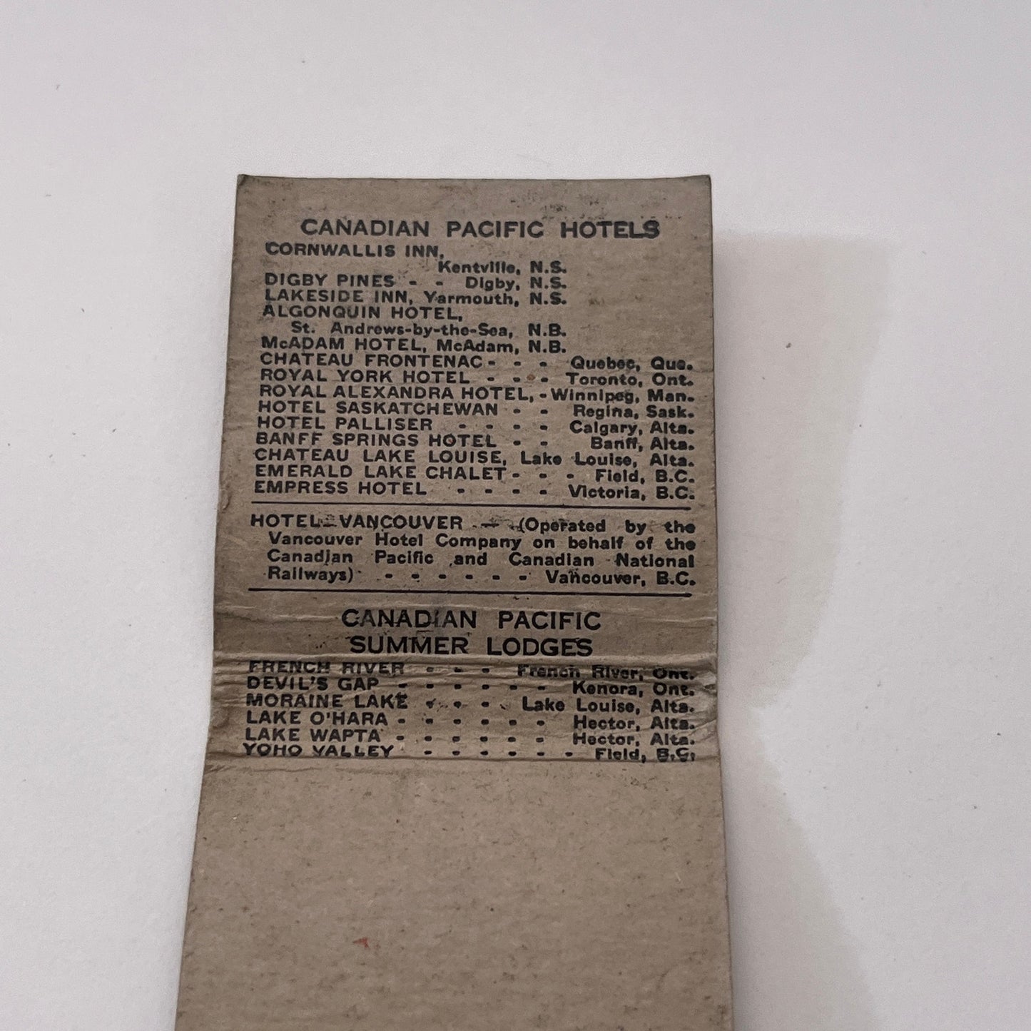 Canadian Pacific Chateau Frontenac Quebec Vintage Matchbook Cover TB8-MB-11