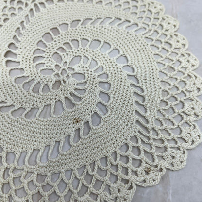 Vintage Set of 2 Pinwheel Crochet Table Doily 5.5" TF5