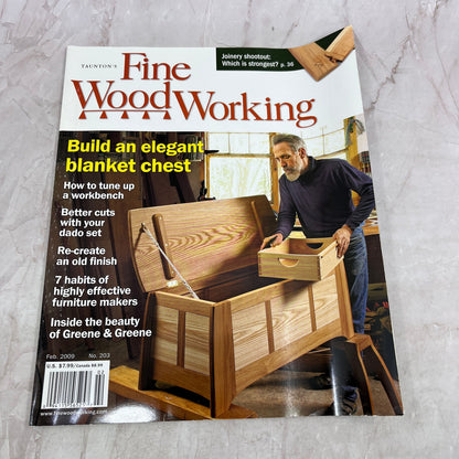 Blanket Chest - Feb 2009 No 203 - Taunton's Fine Woodworking Magazine M34