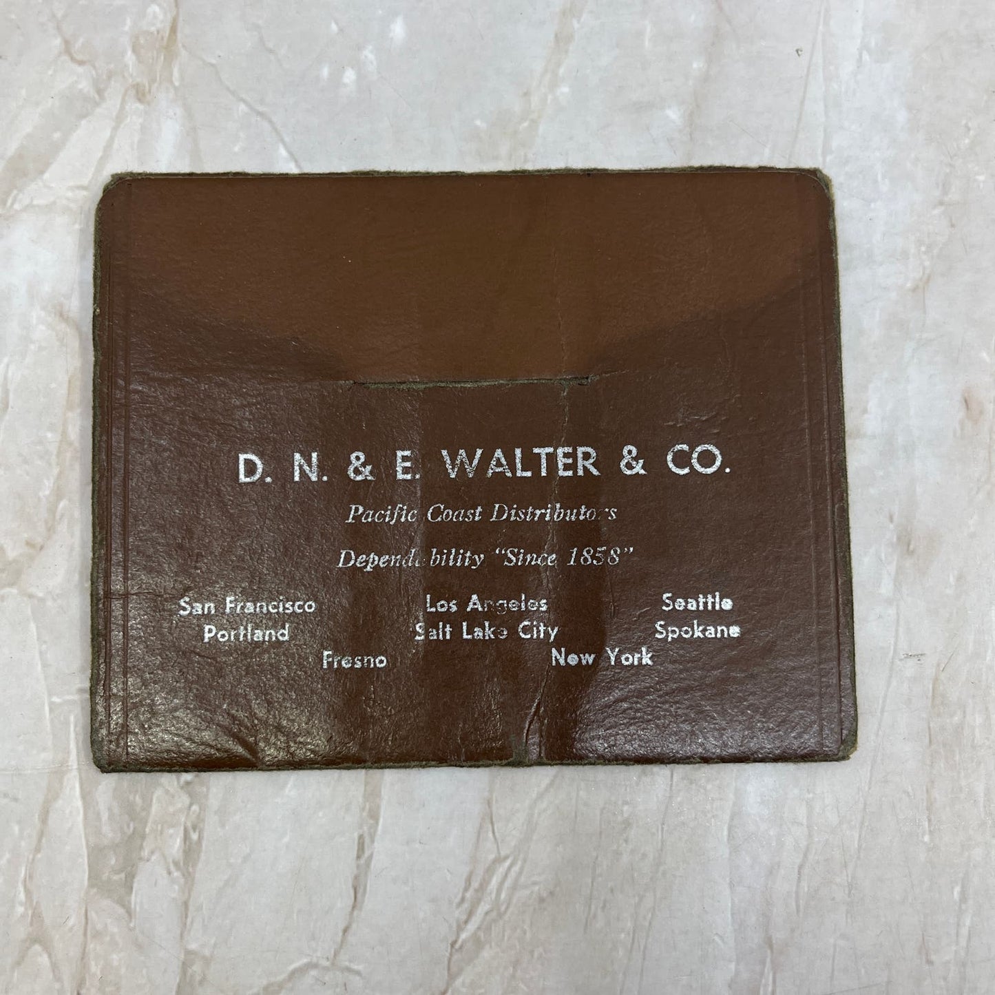 1940s WWII OPA Ration Token Wallet D.N.&E. Walter and Co Distributors TF5-L2