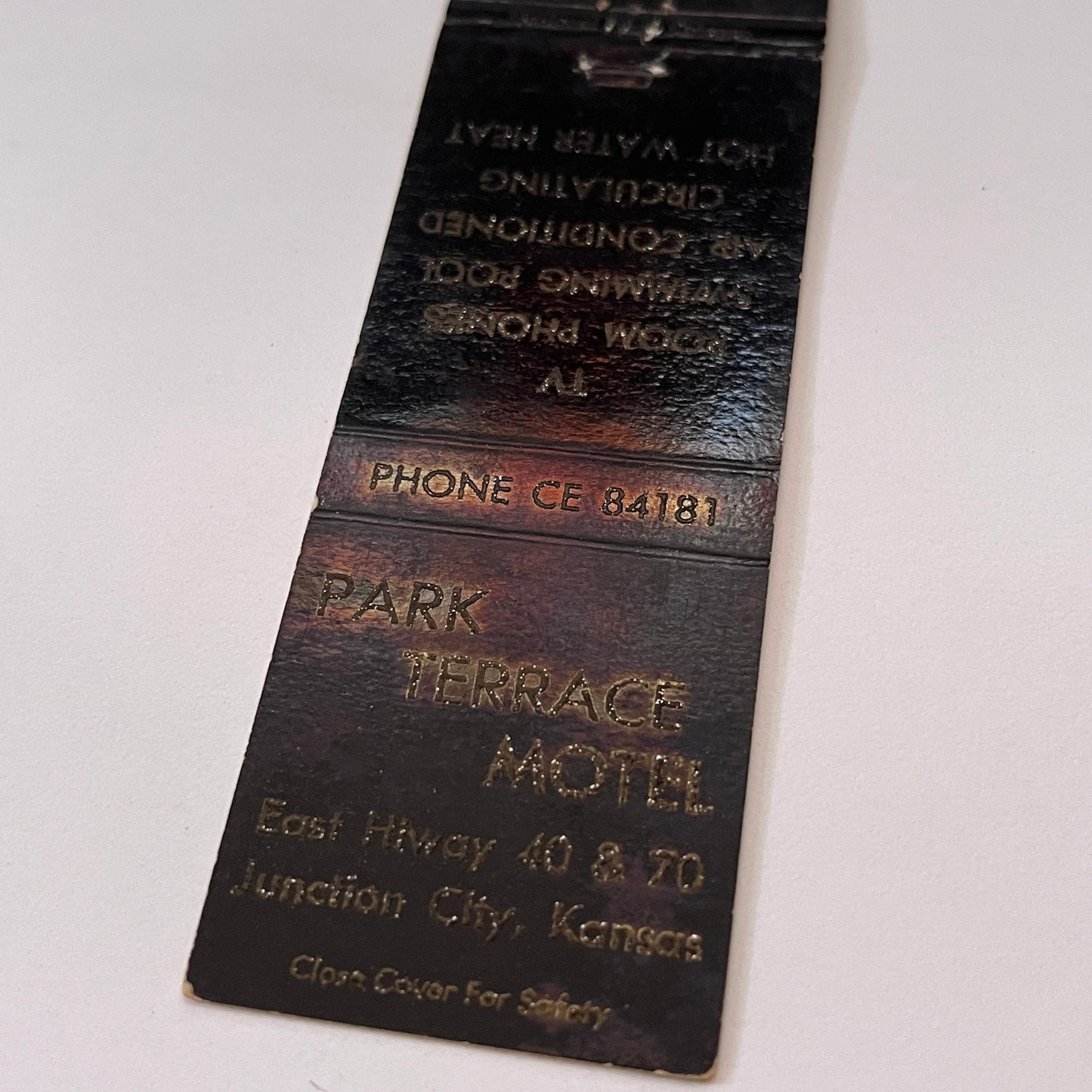 Park Terrace Motel Junction City Kansas Vintage Matchbook Cover TB6-MB1-15