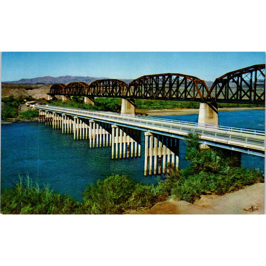 Highway & Railroad Bridges Colorado River Parker Arizona Vintage Postcard PE3