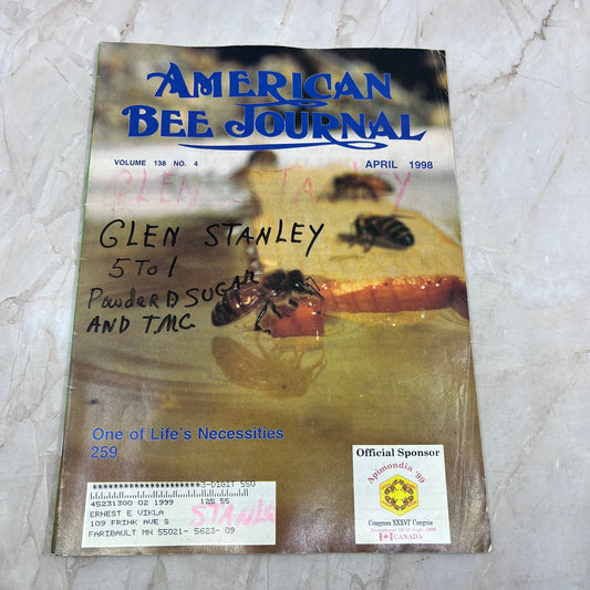 1998 April American Bee Journal Magazine Bees Beekeeping Honey M8-2