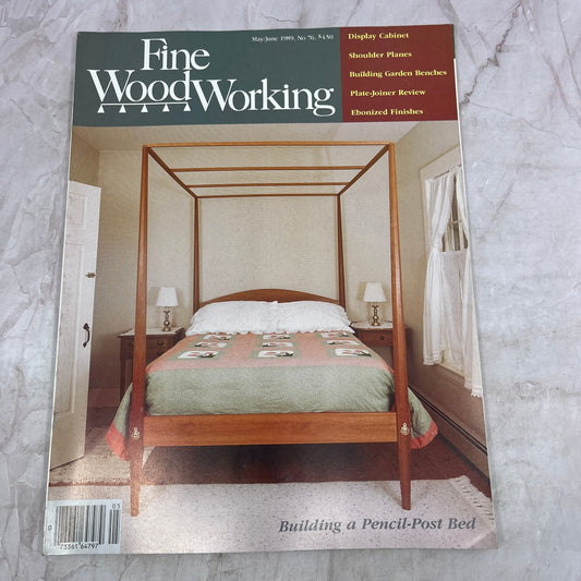 Pencil-Post Bed - May/Jun 1989 No 76 - Taunton's Fine Woodworking Magazine M34
