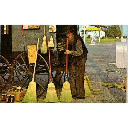 Amish Man Selling Wares Rte 30 Lancaster Pennsylvania Dutch Country Postcard PD8