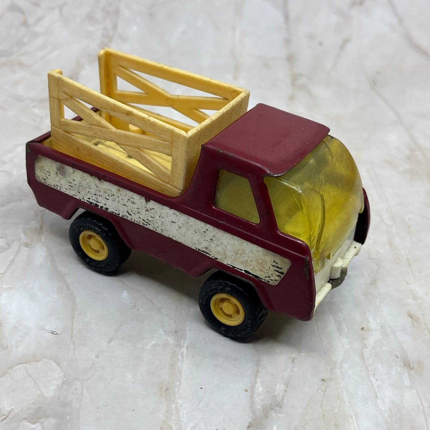 1976 Buddy L Horse Rack Stake Side Farm Truck Steel Red White Vehicle Car TH5