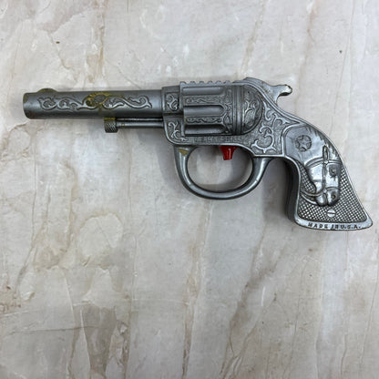 Vintage Plastic Toy Cowboy Pistol Wyandotte Toys UDA TI9-2
