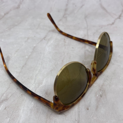 Vintage Aviator Style Acrylic Tortoiseshell & Gold Tone Sunglasses TH9-G2-7
