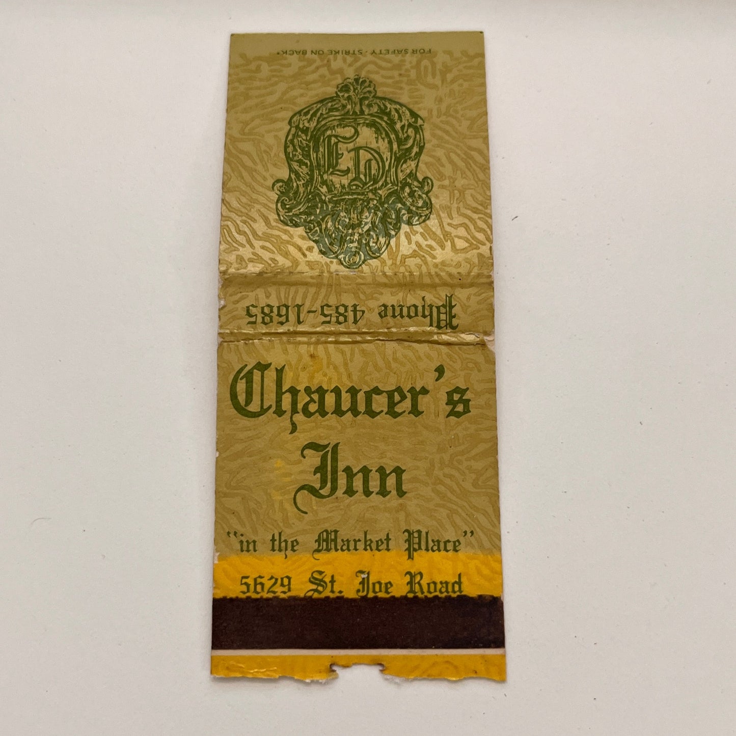 Chaucer's Inn 5629 St. Joe Road Fort Wayne IN Vintage Matchbook TB6-MB2-15