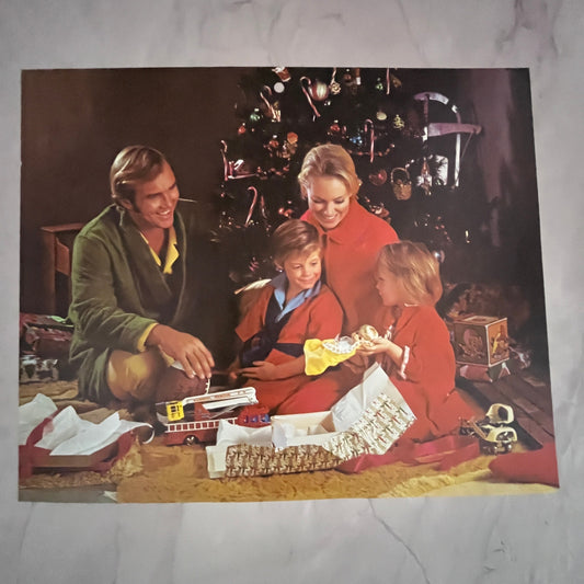 1978 Retro Kitsch Family Opening Christmas Presents 8x10" Art Print V23