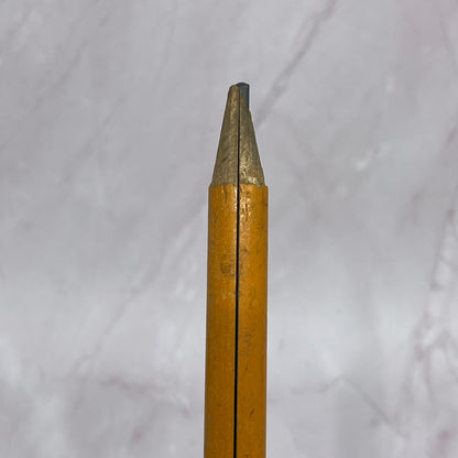 Vintage Wyandotte Indian Arrow Jumbo Pencil TC5-PN2
