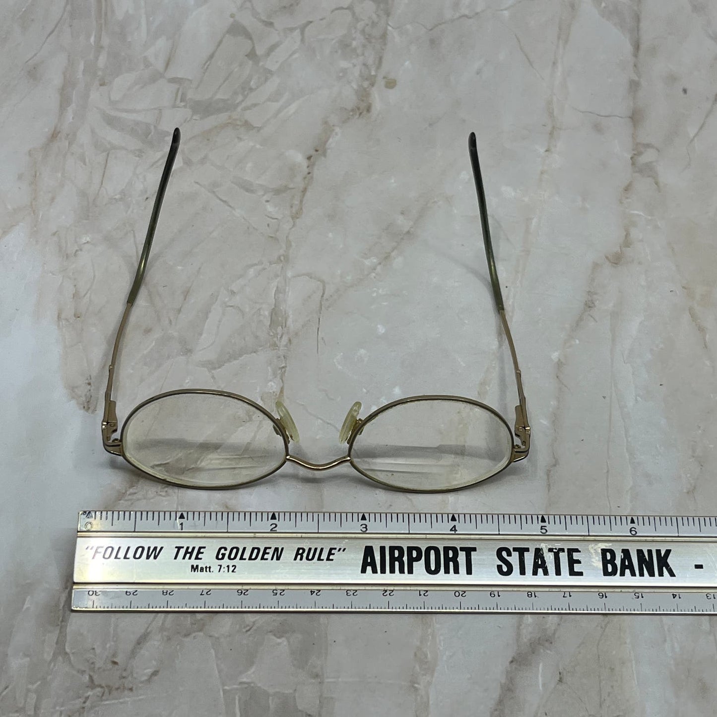 Vintage AriStar Oval Gold Tone Sunglasses Eyeglasses Frames TE9-G2-6