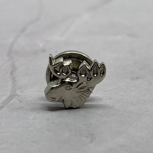 Vintage Silver Tone Moose Head Lapel Pin Pinback Button SB7-SPB