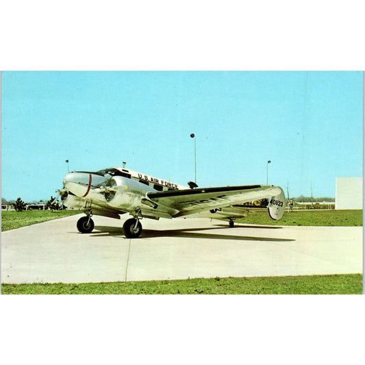 Beech C-45H Expeditor Vintage Postcard TG8-PC