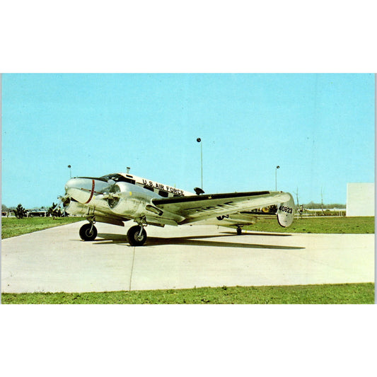 Beech C-45H Expeditor Vintage Postcard P4-5