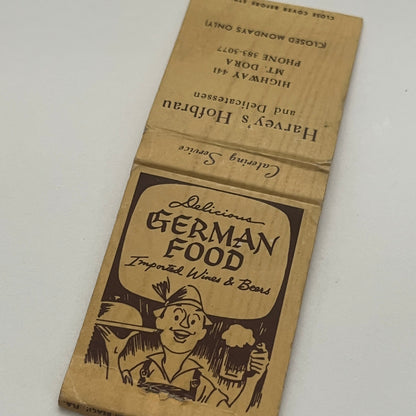 Harvey's Hofbrau and Delicatessen Hwy 441 Mt. Dora Vtg Matchbook Cover MM4-1