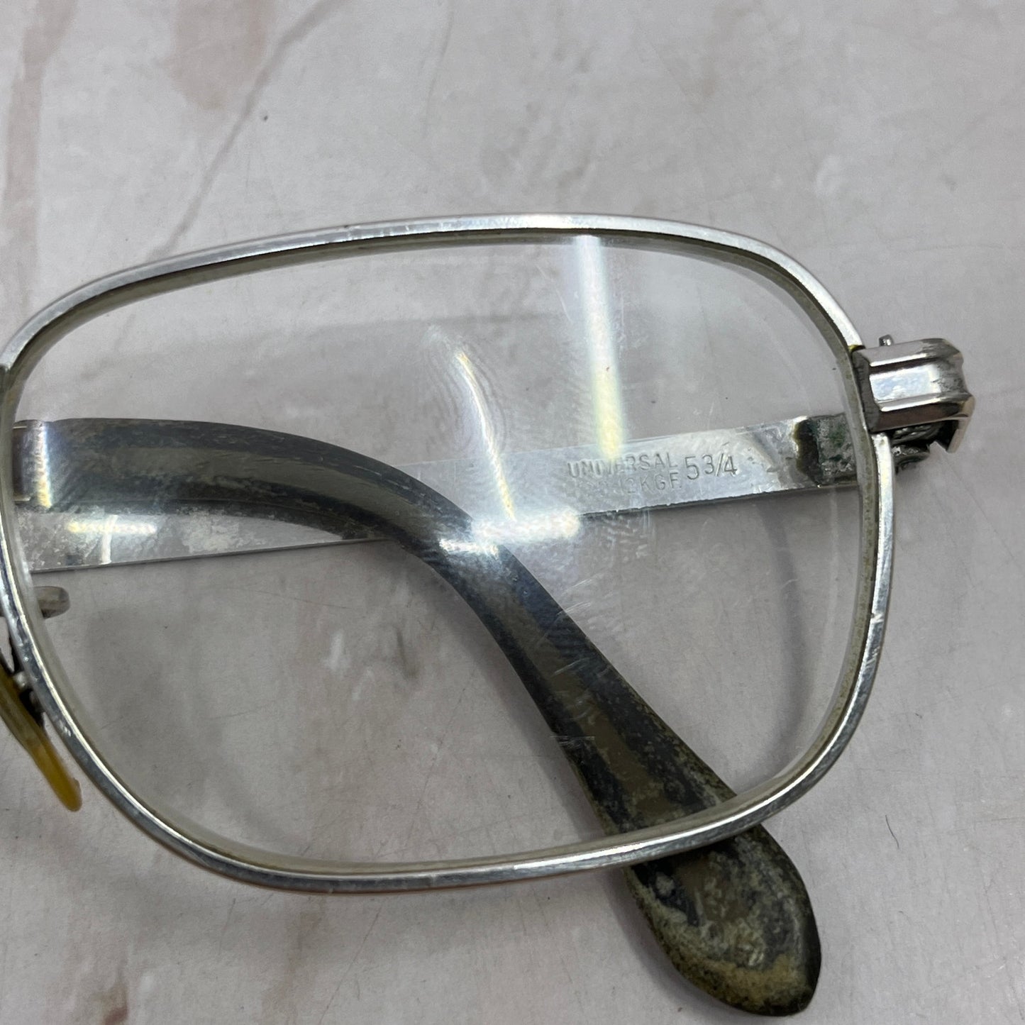 Vintage Universal 1/20 12K Gold Filled 5 3/4 Glasses Eyeglasses Frames TH9-G3-2
